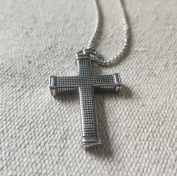 He Rocks Cross Necklace - Picture 3 of 8